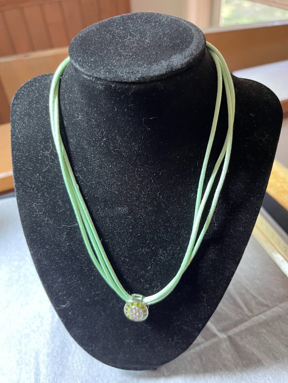 Ladies necklace